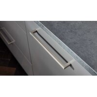 Interliving Küche Serie 3007 mit AEG Einbaugeräten Quarzgrau & Steel – zweizeilig
