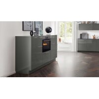 Interliving Küche Serie 3007 mit AEG Einbaugeräten Quarzgrau & Steel – zweizeilig