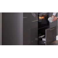 Interliving Küche Serie 3007 mit AEG Einbaugeräten Quarzgrau & Steel – zweizeilig