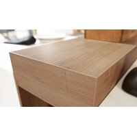 Interliving Küche Serie 3039 mit AEG Einbaugeräten Arcticweiß & Vulkaneiche – zweizeilig