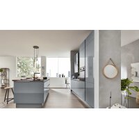 Interliving Küche Serie 3042 mit SIEMENS Einbaugeräten Quarzgrau & Eiche Graphitsilber – zweizeilig