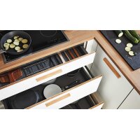 Interliving Küche Serie 3043 mit gorenje Einbaugeräten Weiß & Vulkaneiche – Stellfläche ca. 365 x 258 cm