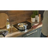 Interliving Küche Serie 3114 mit AEG Einbaugeräten Graphit & Castell Eiche - Länge ca. 408 cm
