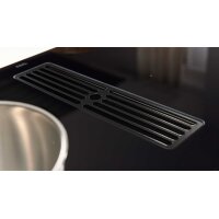 Interliving Küche Serie 3067 mit AEG Einbaugeräten schwarze Esche – zweizeilig