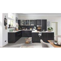 Interliving Küche Serie 3067 mit AEG Einbaugeräten schwarze Esche – zweizeilig