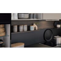 Interliving Küche Serie 3106 mit Miele-Einbaugeräten Lava & Nussbaum Kuba - zweizeilig