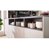 Interliving Küche Serie 3106 mit Miele-Einbaugeräten Lava & Nussbaum Kuba - zweizeilig