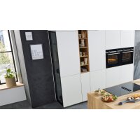 Interliving Küche Serie 3084 mit SIEMENS-Einbaugeräten Mattweiß & Eiche Ventura - zweizeilig