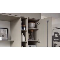 Interliving Küche Serie 3079 mit AEG Einbaugeräten Weiß & Lava - dreizeilig