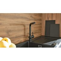 Interliving Küche Serie 3103 mit AEG Einbaugeräten Mattschwarz & Vulkaneiche - dreizeilig