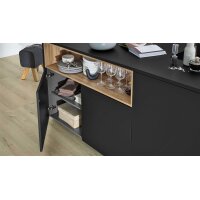 Interliving Küche Serie 3103 mit AEG Einbaugeräten Mattschwarz & Vulkaneiche - dreizeilig