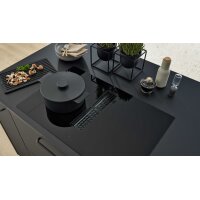 Interliving Küche Serie 3103 mit AEG Einbaugeräten Mattschwarz & Vulkaneiche - dreizeilig