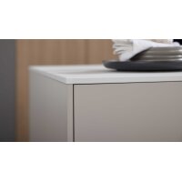 Interliving Küche Serie 3085 mit SIEMENS Einbaugeräten Sahara & Natureiche – zweizeilig