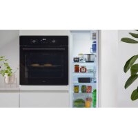 Interliving Küche Serie 3089 mit AEG-Einbaugeräten Weiß – Stellfläche ca. 220 x 480 cm