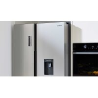 Interliving Küche Serie 3090 mit Side by Side Kühlschrank Magnolia – zweizeilig