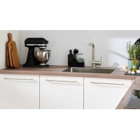 Interliving Küche Serie 3090 mit Side by Side Kühlschrank Magnolia – zweizeilig