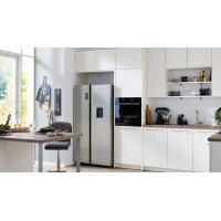 Interliving Küche Serie 3090 mit Side by Side Kühlschrank Magnolia – zweizeilig