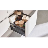 Interliving Küche Serie 3092 mit SIEMENS Einbaugeräten Sahara & Goldeiche - Stellfläche ca. 430 x 187 cm