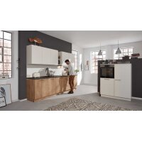 Interliving Küche Serie 3014 mit AEG Einbaugeräten Magnolie & Chaleteiche – zweizeilig