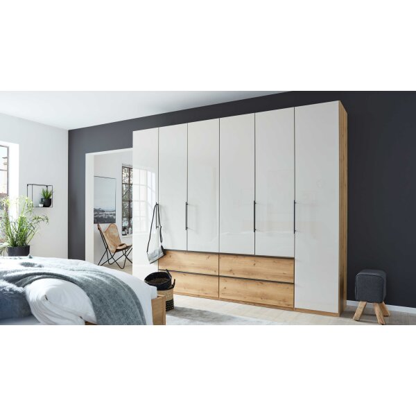 Interliving Kleiderschrank Serie 1205 – Kleiderschrank Champagner & Eiche Bianco – sechs Türen & vier Schubladen, Breite ca. 300 cm