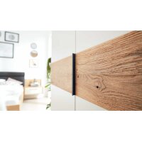Interliving Schlafzimmer Serie 1023 – Kleiderschrank Weiß & Balkeneiche - sechs Türen, Breite ca. 269 cm
