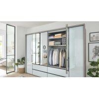 Interliving Kleiderschrank Serie 1205 – Falttürenschrank Weiß & Kieselgrau – sechs Türen, vier Schubladen, Breite ca. 300 cm