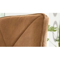Interliving Esszimmer Serie 5104 – Armlehnstuhl mit Drehfunktion bernsteinfarbene Mikrofaser Amber & Edelstahl