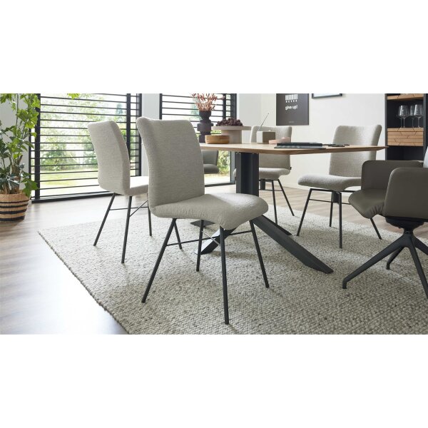 Interliving Esszimmer Serie 5115 - Vierfußstuhl mit kuscheligem Bezug naturweißer Bezug Alpine 01 & anthrazitfarbenes Metall