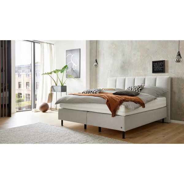 Interliving Boxspringbett Serie 1418 - Boxspringbett mit feinem Cordbezug silberfarbener Feincord – Liegefläche ca. 180 x 200 cm