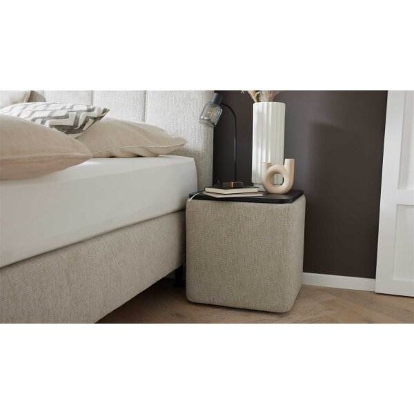 Interliving Boxspringbett Serie 1418 - Nachtkonsole mit Ladefeld naturfarbener Webstoff Famosa