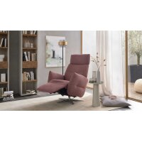 Interliving Sessel Serie 4504 pastellvioletter Bezug GCP 8 & Edelstahl