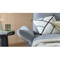 Interliving Sofa Serie 4400 - Chaiselongue taubenblauer Bezug DCT 16 & schwarze Metallfüße