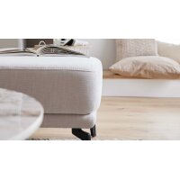 Interliving Sofa Serie 4450 - Ecksofa ecrufarbener Webstoff LongLife Easy & schwarze Metallfüße - Stellfläche ca. 300 x 257 cm
