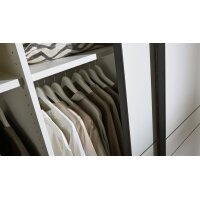 Interliving Kleiderschrank Serie 1207 – Schwebetürenschrank weißer Mattlack – zwei Türen, Breite ca. 212 cm