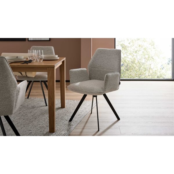 Interliving Esszimmer Serie 5102 – Armlehnstuhl mit Drehfunktion leinenfarbener Jacquard Lodge L07 & schwarzes Eisen