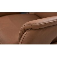 Interliving Sessel Serie 4566 haselnussfarbenes Leder Punch & schwarzer Sternfuß