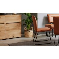 Interliving Esszimmer Serie 5505 - Esszimmerstuhl caramelfarbene Mikrofaser 925-72 & schwarzes Metall