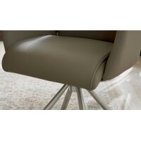 Interliving Esszimmer Serie 5122 – Armlehnstuhl mit Funktionen fangofarbenes Kunstleder LEA-TEX & gebürsteter Edelstahl
