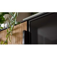 Interliving Wohnzimmer Serie 2033 - Highboard Asteiche & Parsolglas - drei Türen, Breite ca. 182 cm