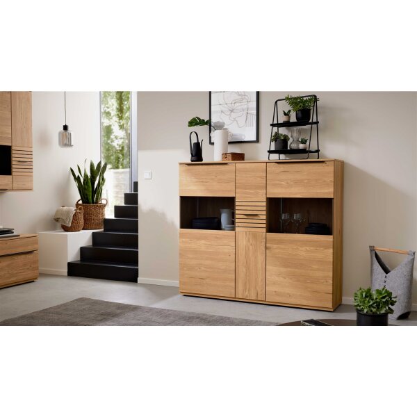 Interliving Wohnzimmer Serie 2032 - Highboard mit Apothekerauszug Risseiche - zwei Türen, drei Schubladen, Breite ca. 150 cm