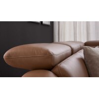 Interliving Sofa Serie 4461 - Ecksofa haselnussfarbenes Leder Evita & schwarze Aluminiumfüße - Stellfläche ca. 292 x 244 cm