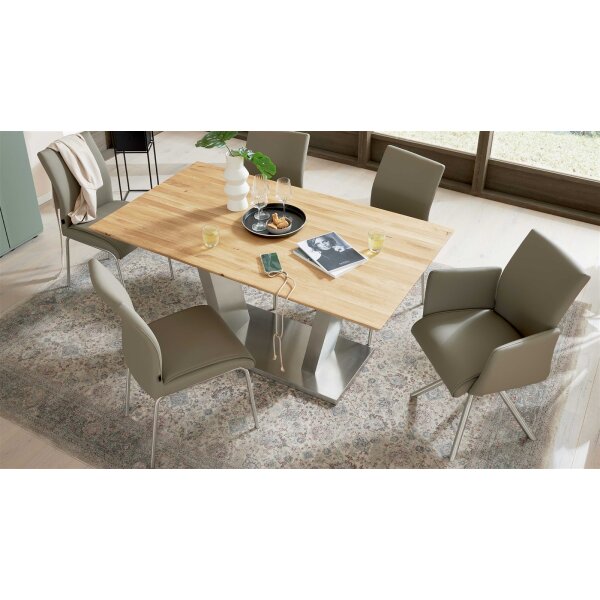 Interliving Esszimmer Serie 5122 – Essgruppe mit sechs Stühlen Wildeiche, fangofarbenes Kunstleder & Edelstahl