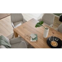 Interliving Esszimmer Serie 5102 – Essgruppe im Skandi-Style Eiche Bianco & leinenfarbener Jacquard Lodge L07 - siebenteilig
