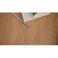Interliving Esszimmer Serie 5102 – Essgruppe im Skandi-Style Eiche Bianco & leinenfarbener Jacquard Lodge L07 - siebenteilig