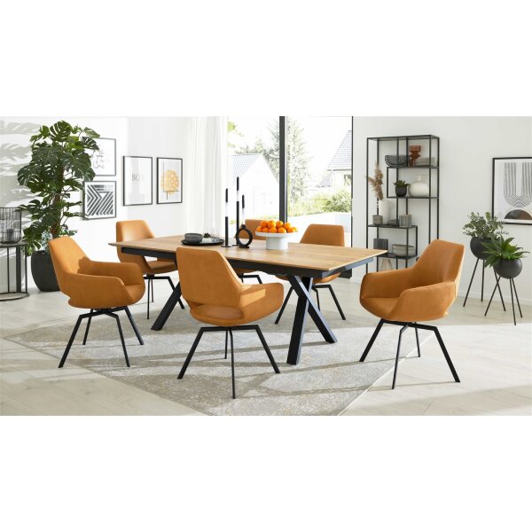 Interliving Esszimmer Serie 5112 - Essgruppe im Skandi-Look kurkumafarbene Mikrofaser Gavin A3, anthrazitfarbenes Metall & goldbraune Halifax Eiche