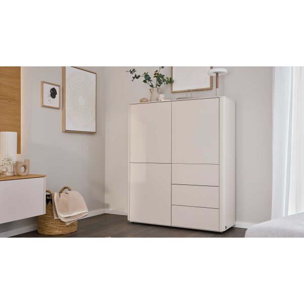 Interliving Wohnzimmer Serie 2035 - Highboard beiger Mattlack - drei Schubladen, drei Türen