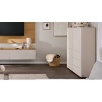 Interliving Wohnzimmer Serie 2035 - Highboard beiger Mattlack - drei Schubladen, drei Türen