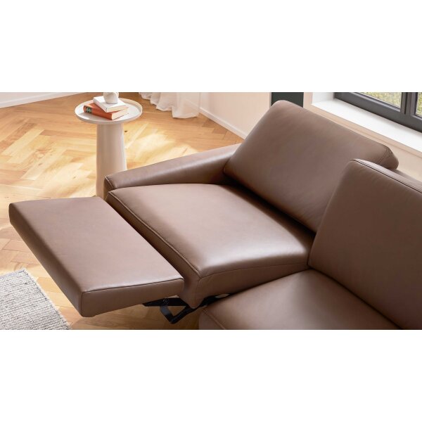 Interliving Sofa Serie 4066 – WallAway-Funktion motorisch