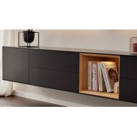 Interliving Wohnzimmer Serie 2034 - Lowboard schwarzer Lack & Eiche - vier Schubladen, eine Tür, Länge ca. 240 cm