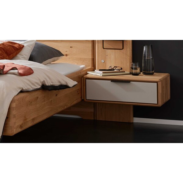 Interliving Schlafzimmer Serie 1015 – Hänge-Nachtkonsole rechts, Wildeiche - ca. 65 cm